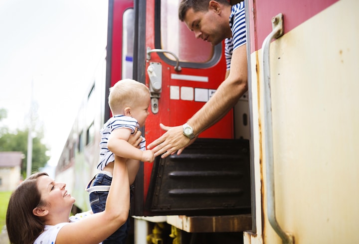 Kinder im Zug | © panthermedia.net /Jozef Polc